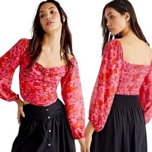 Free People Pink and Red cropped runched Floral Blouse XS